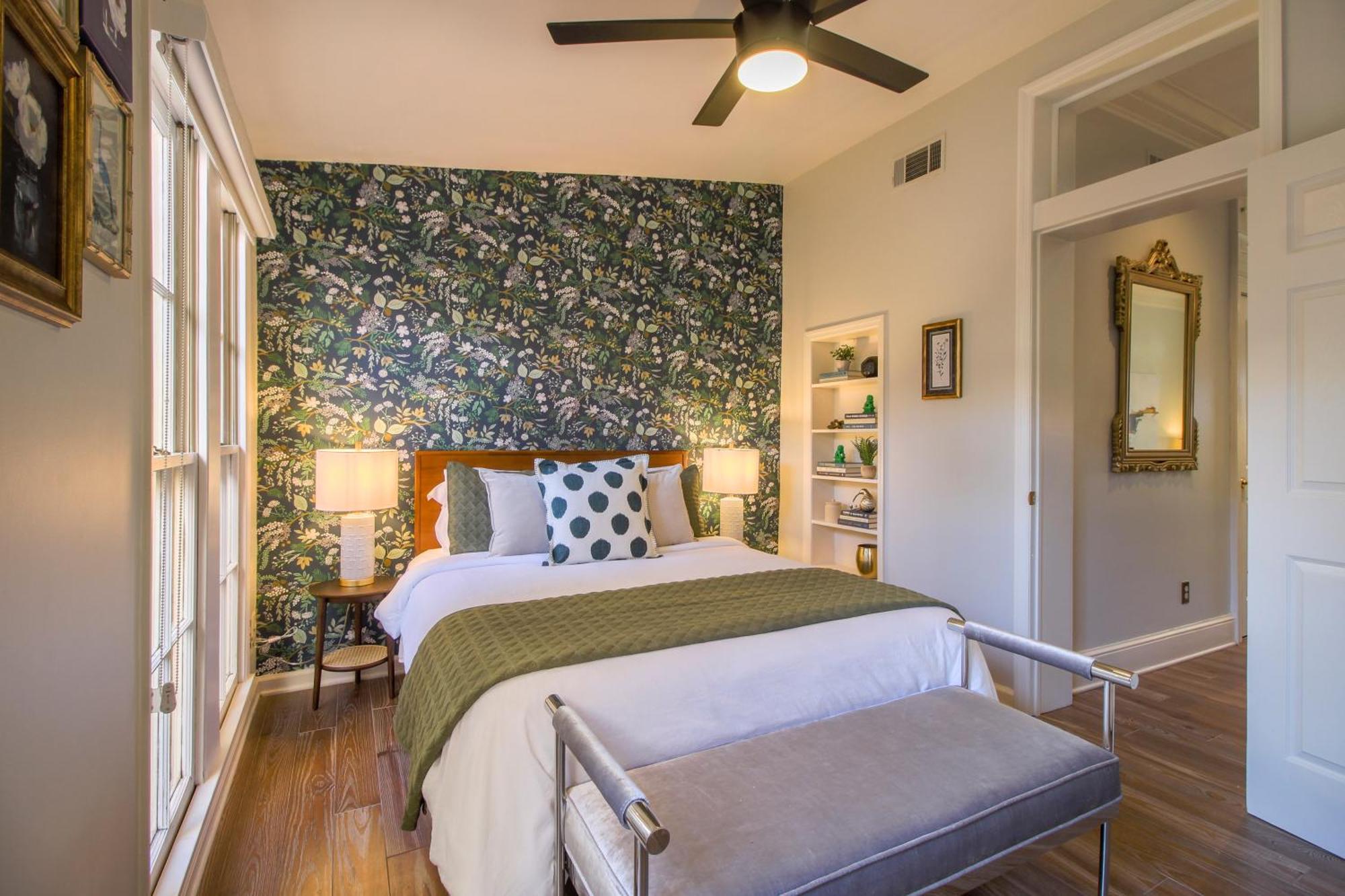 Apartmán Private Patio Retreat In Charming Downtown Savannah Exteriér fotografie